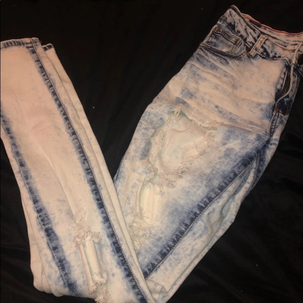 Ripped jeans